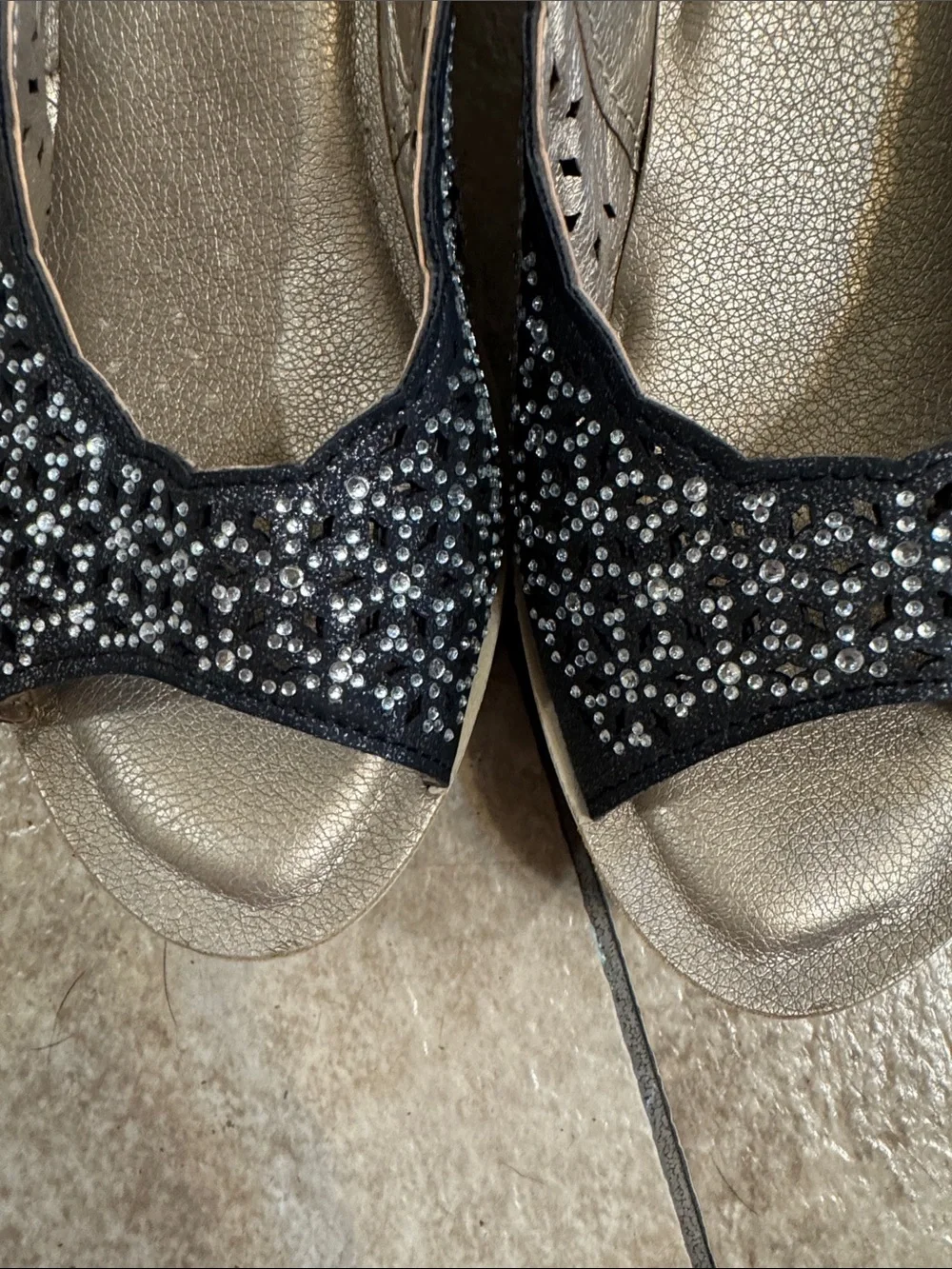 Inblu Women's Black Slingback Wedges with Sparkle Upper